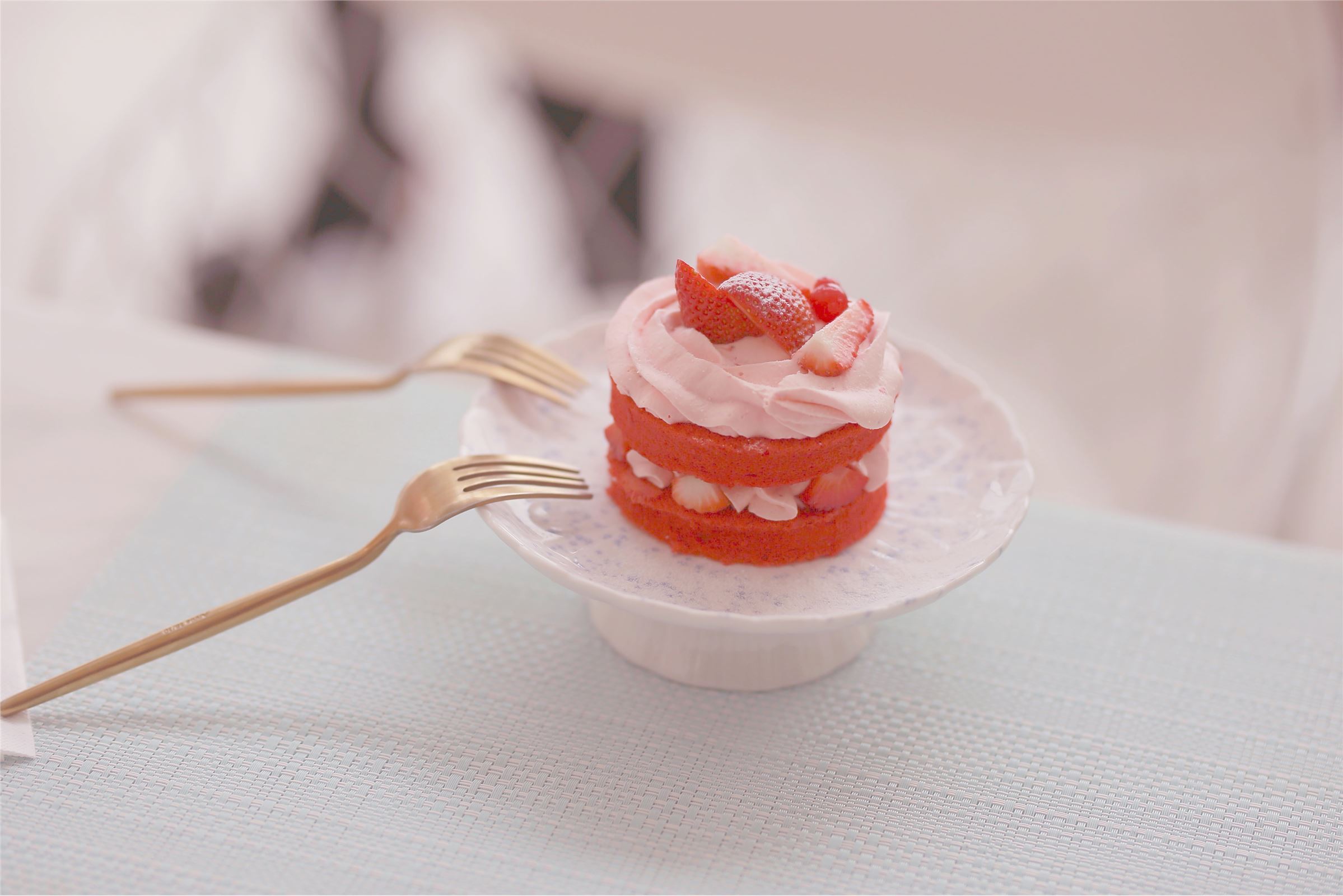 逐月SU七月最新写真最终版女仆